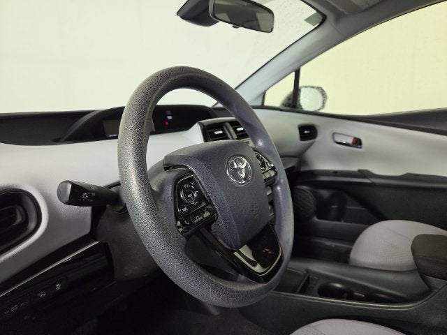 2019 Toyota Prius LE