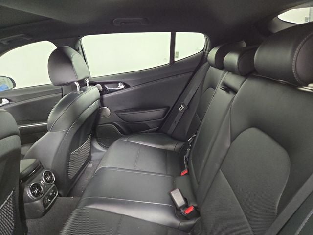 2021 Kia Stinger GT-Line