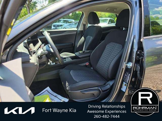 2026 Kia K5 LXS