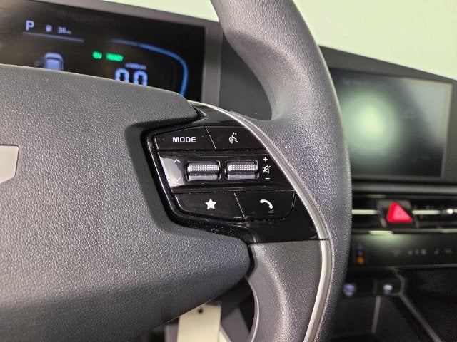 2025 Kia Niro LX