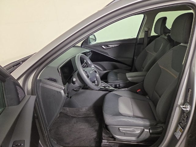 2025 Kia Niro LX