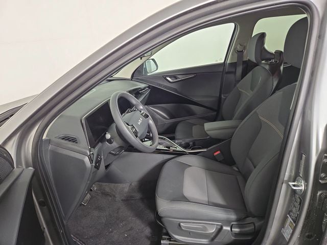 2025 Kia Niro LX