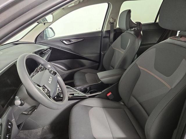 2025 Kia Niro LX