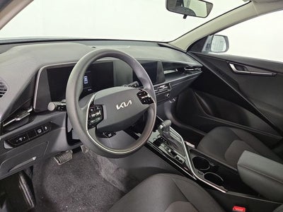 2025 Kia Niro LX