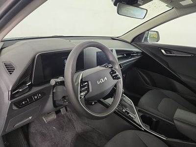 2024 Kia Niro LX