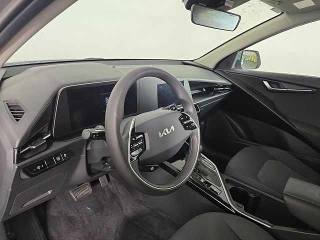 2024 Kia Niro LX