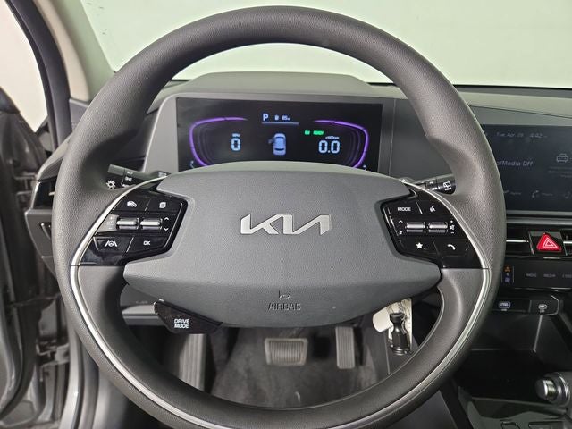 2024 Kia Niro LX