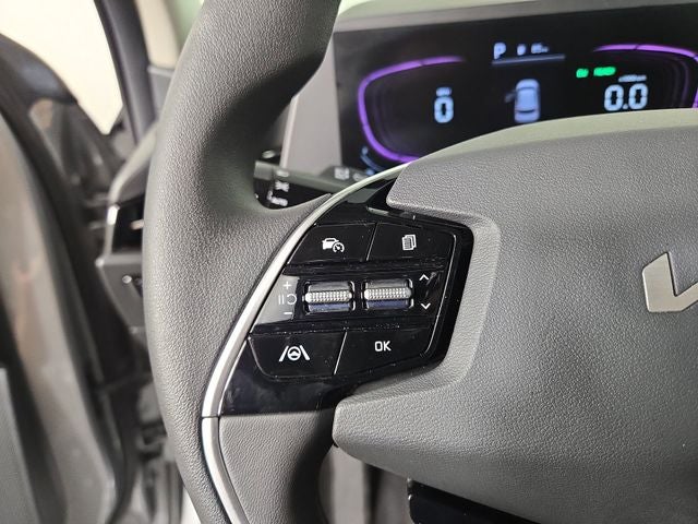 2024 Kia Niro LX