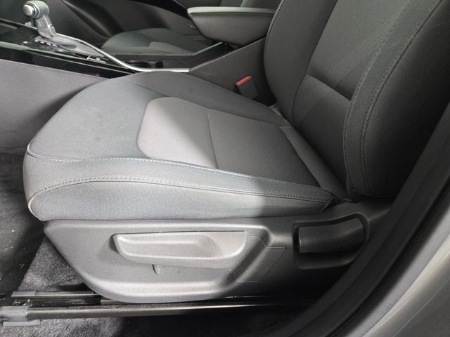 2024 Kia Niro LX