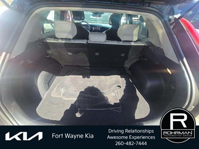 2023 Kia Niro EX