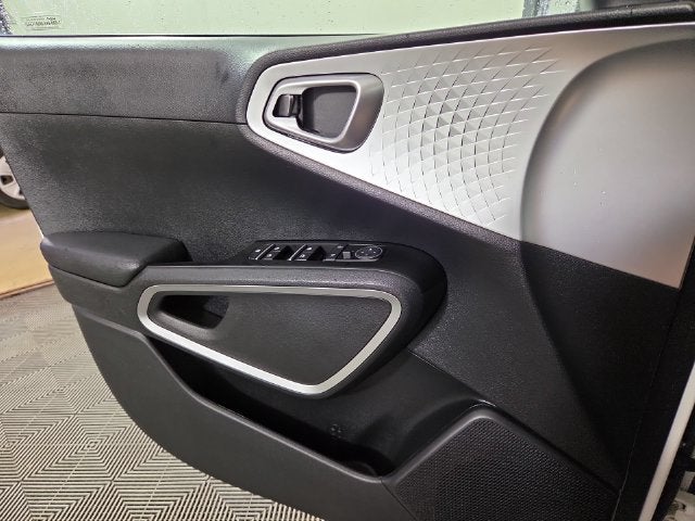 2023 Kia Soul S