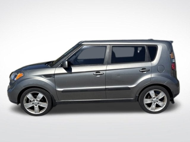 Used 2011 Kia Soul Base with VIN KNDJT2A20B7211930 for sale in Fort Wayne, IN