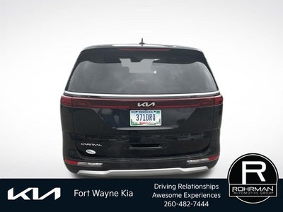 2024 Kia Carnival LX