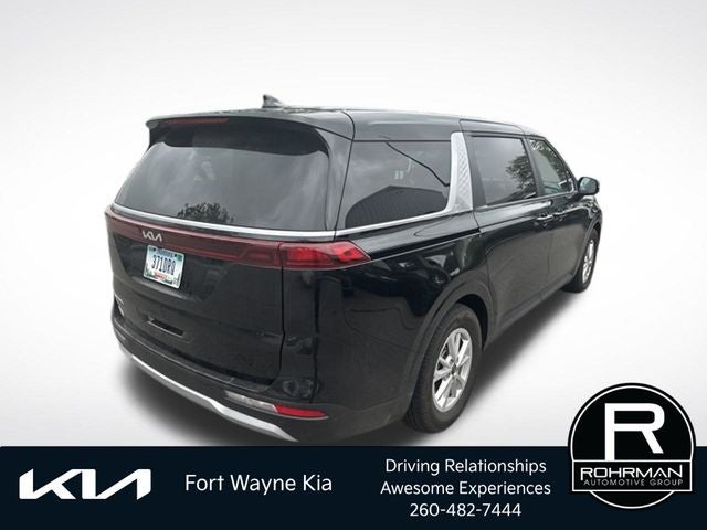 2024 Kia Carnival LX