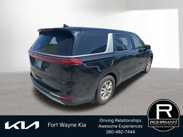 2024 Kia Carnival LX