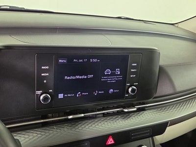 2024 Kia Carnival LX
