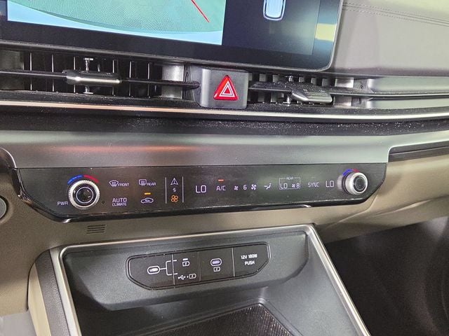 2025 Kia Carnival LXS