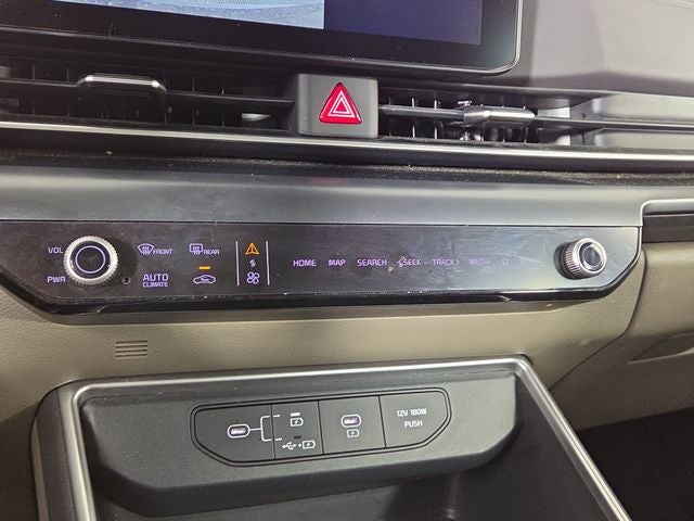 2025 Kia Carnival LXS
