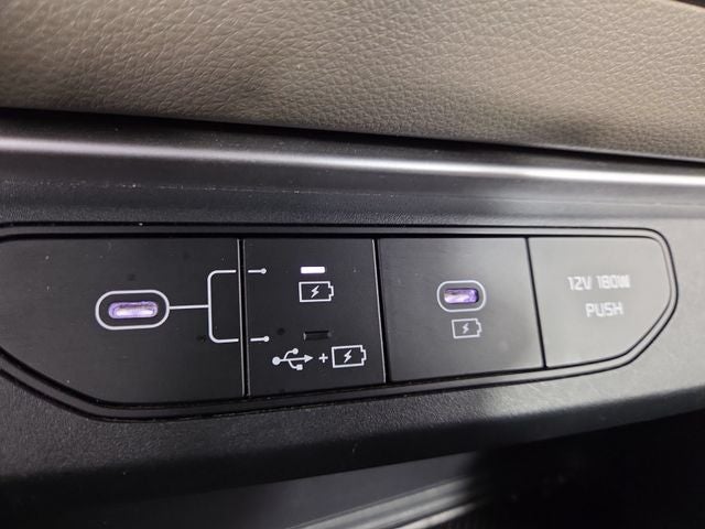 2025 Kia Carnival LXS