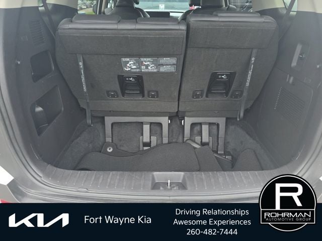 2025 Kia Carnival LXS