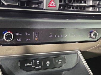 2025 Kia Carnival LXS