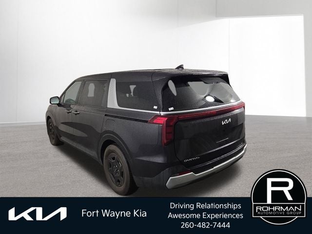 2025 Kia Carnival LXS