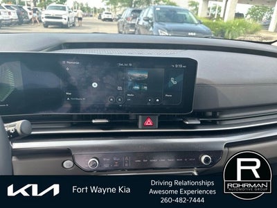 2025 Kia Carnival LXS