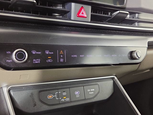 2025 Kia Carnival LXS