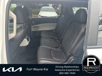 2024 Kia Carnival EX