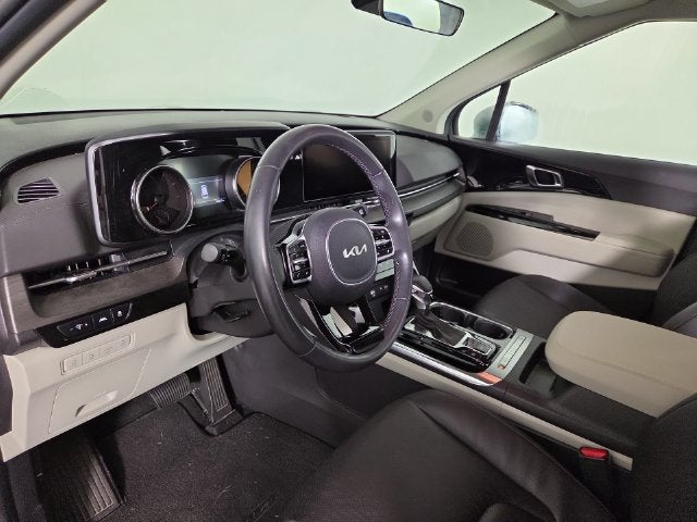 2024 Kia Carnival EX