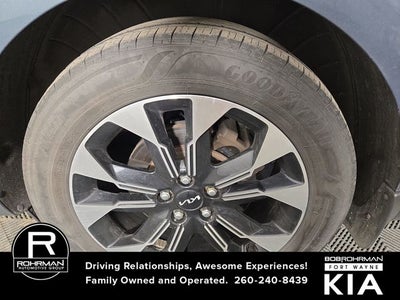 2023 Kia Carnival EX