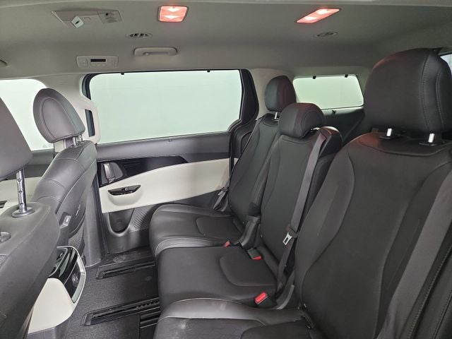 2023 Kia Carnival EX