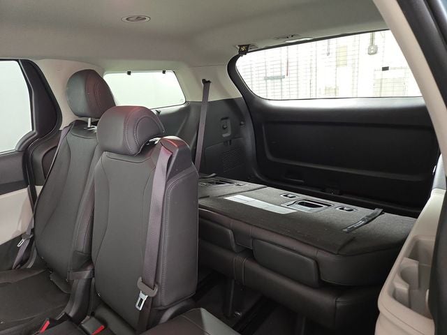 2023 Kia Carnival EX