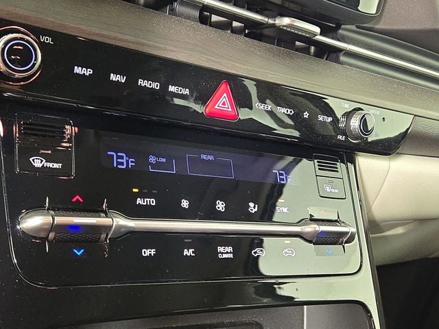 2023 Kia Carnival EX