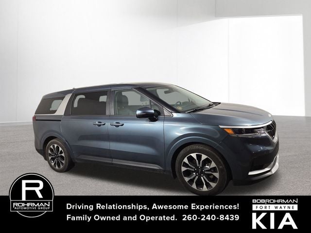 2023 Kia Carnival EX