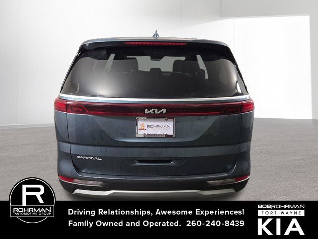 2023 Kia Carnival EX