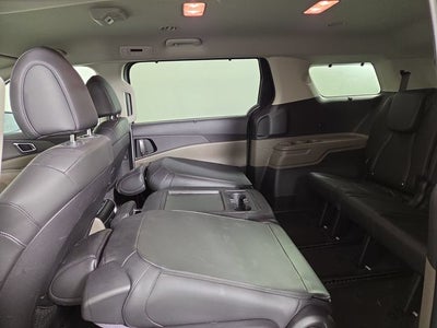 2025 Kia Carnival Hybrid EX