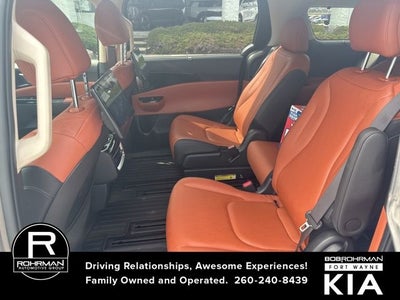 2024 Kia Carnival SX