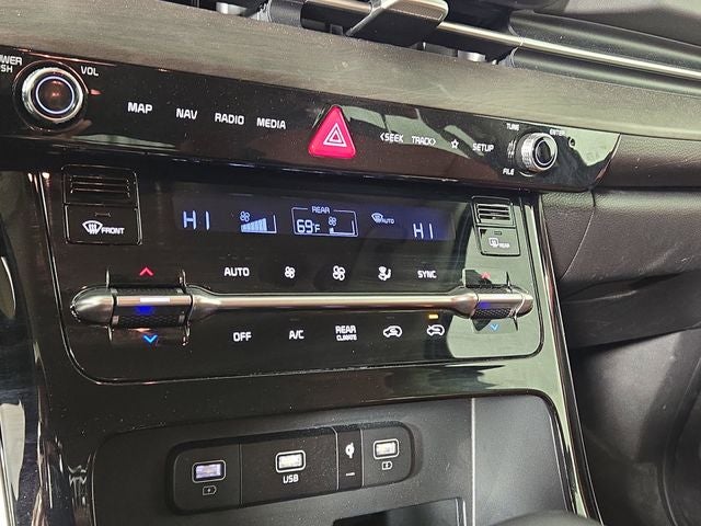 2024 Kia Carnival SX