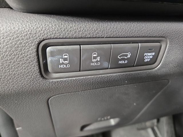 2024 Kia Carnival SX