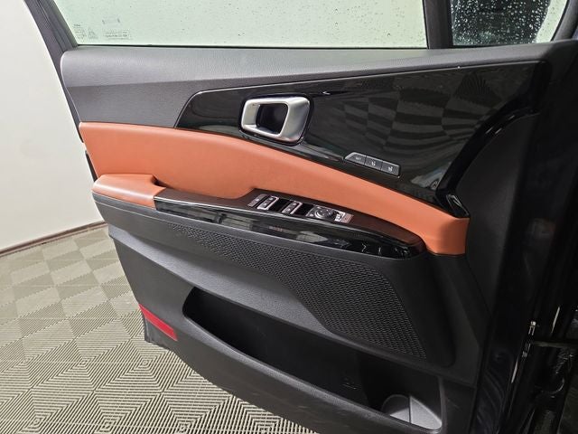 2024 Kia Carnival SX