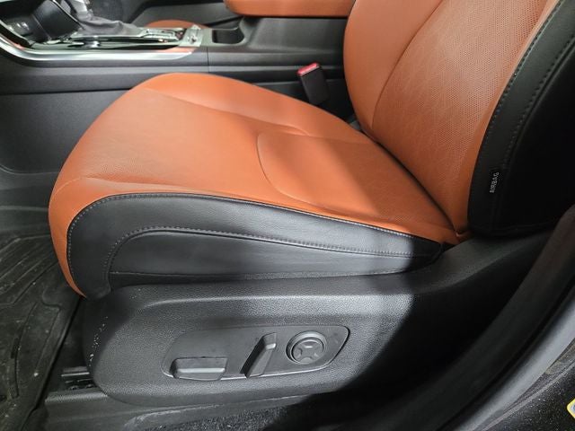2024 Kia Carnival SX
