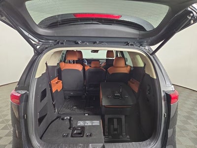 2024 Kia Carnival SX