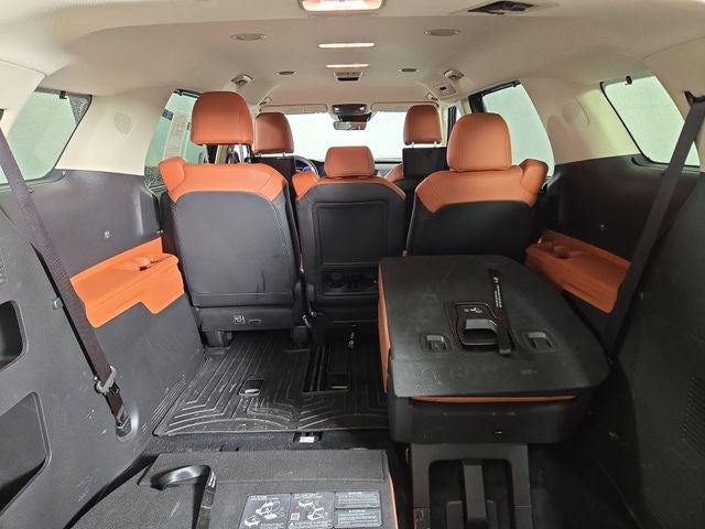 2024 Kia Carnival SX