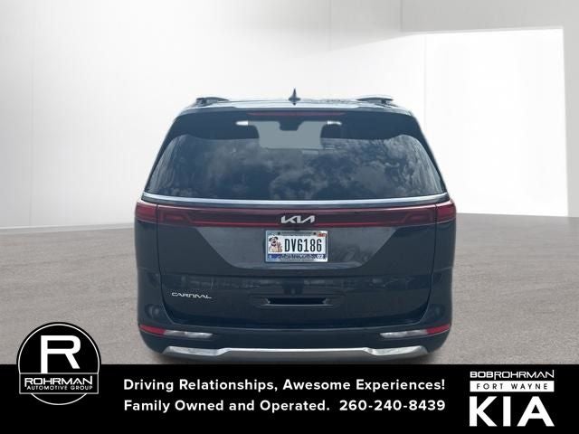 2024 Kia Carnival SX