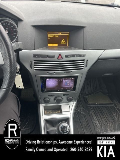 2008 Saturn Astra XR