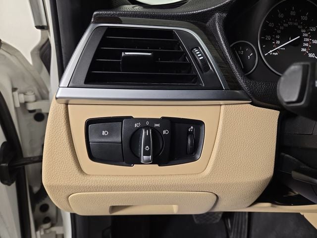 2018 BMW 3 Series 330i xDrive