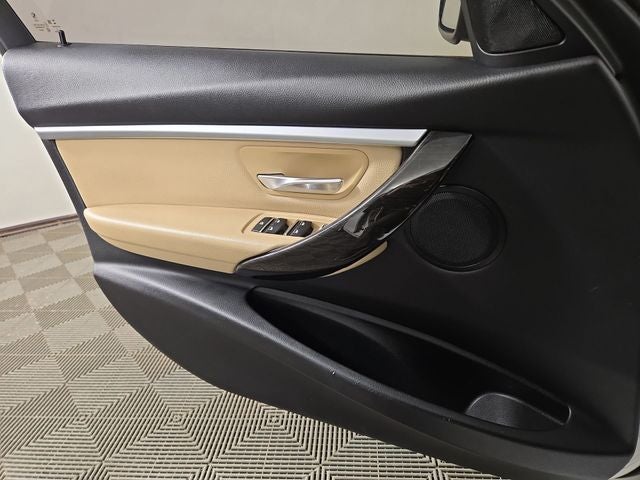 2018 BMW 3 Series 330i xDrive
