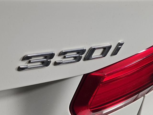 2018 BMW 3 Series 330i xDrive