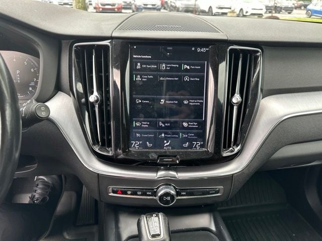 2020 Volvo XC60 T6 Momentum